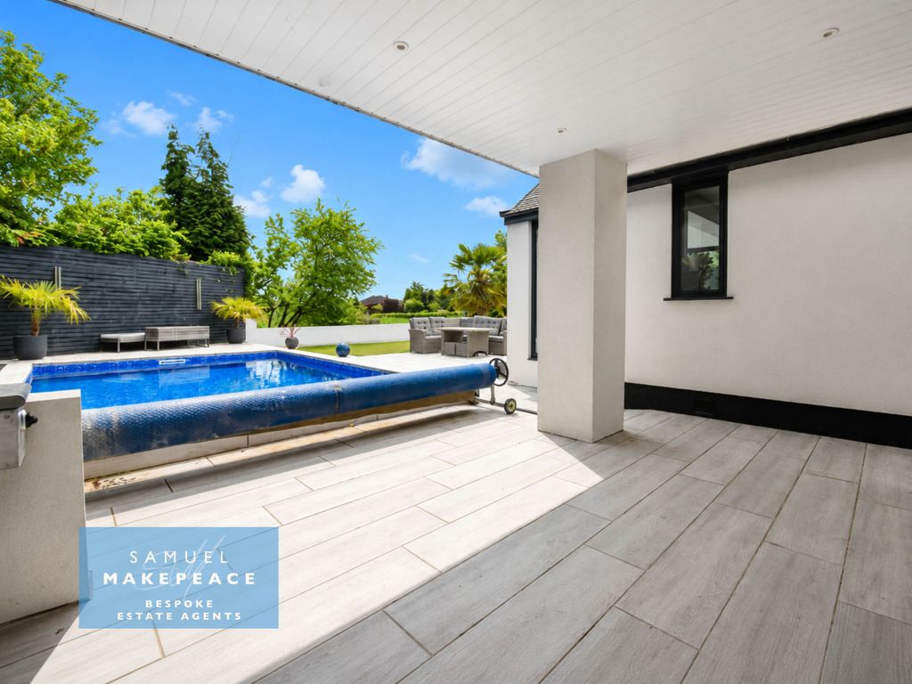 Property photo 3 of 57 Gallery