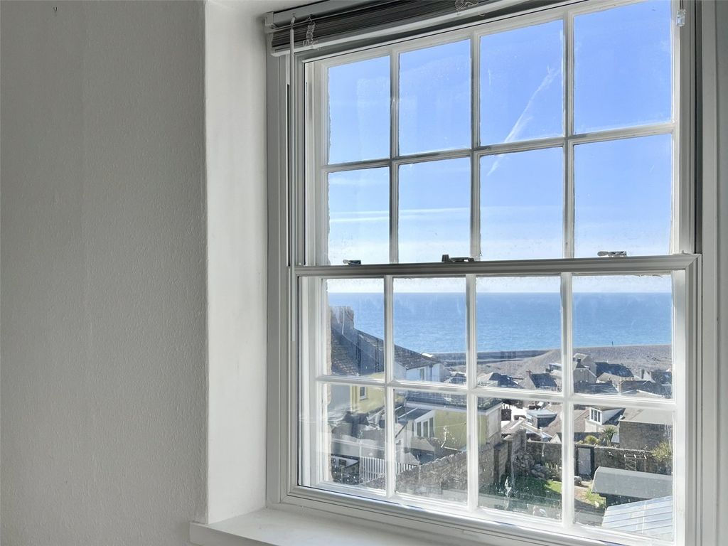 Additional image 35 of 5 bed terraced house for saleFortuneswell, Portland, Dorset DT5