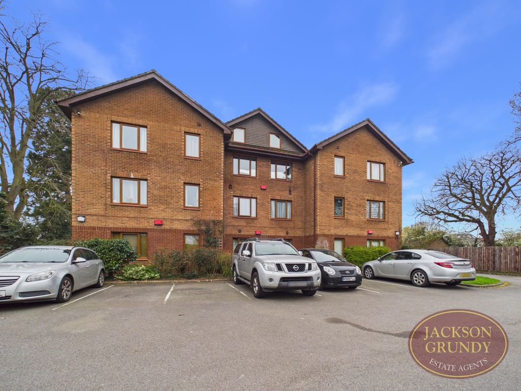 Property photo 1 of 5 Harlestone Road