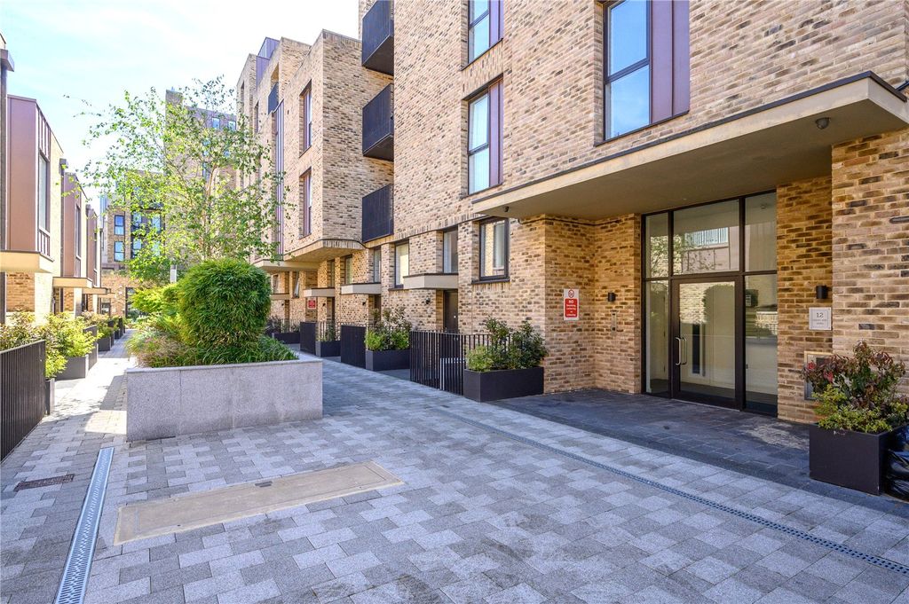 Property photo 1 of 22 Exterior