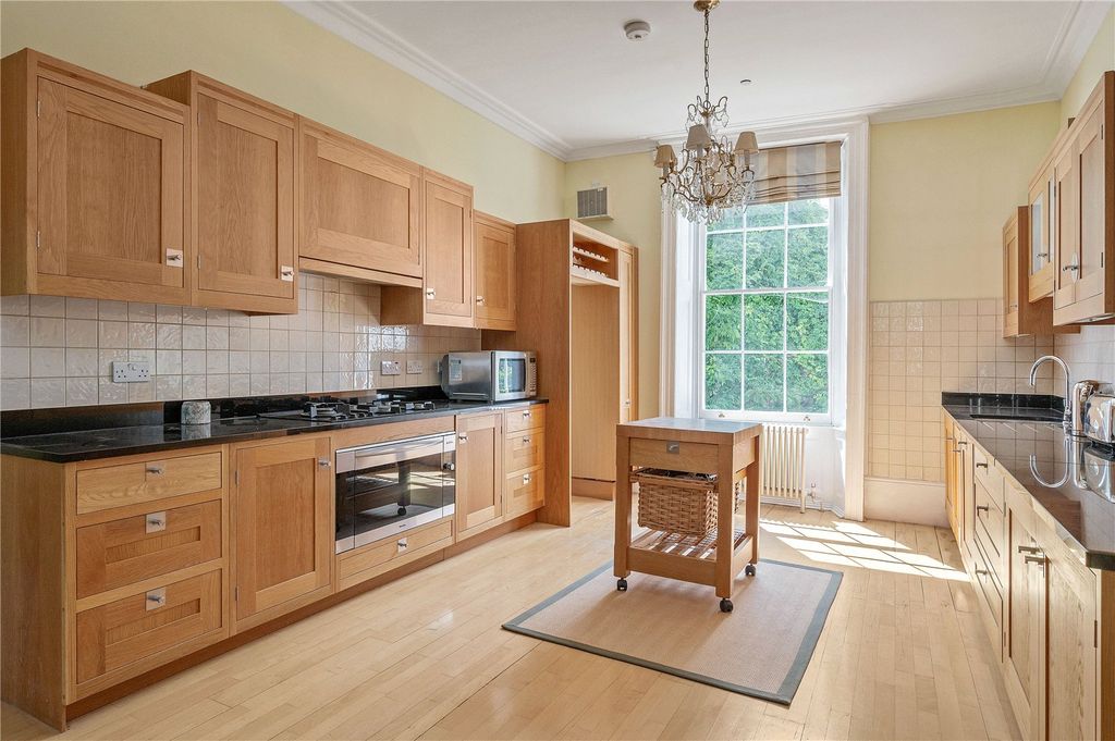 Property photo 2 of 23 Kitchen