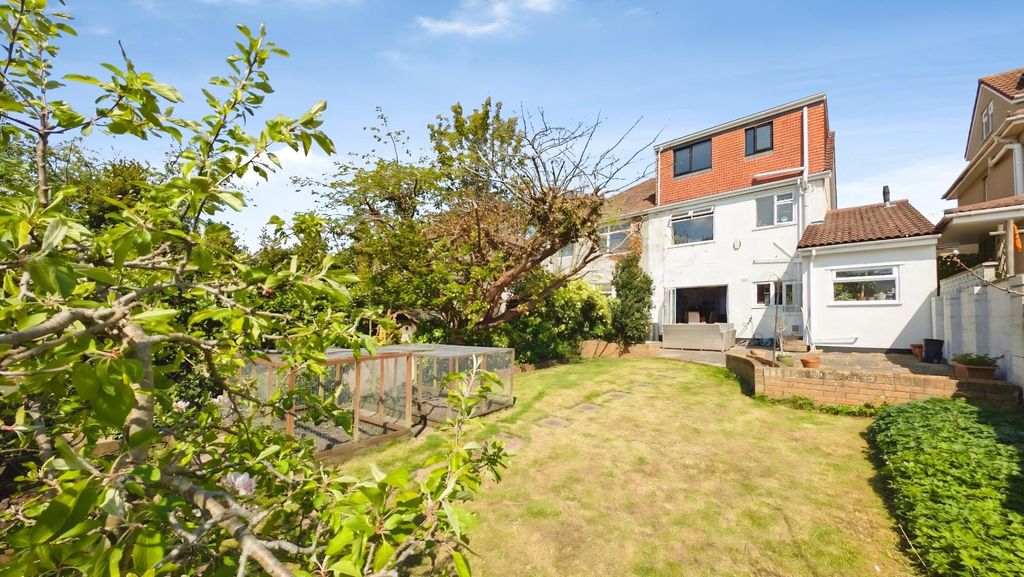 Property photo 3 of 35 494F47Fe-Pxl_20260421_111847010.Jpg