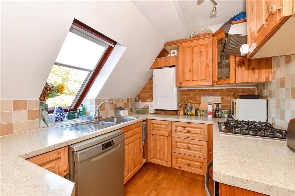 Property photo 3 of 14 Kitchen