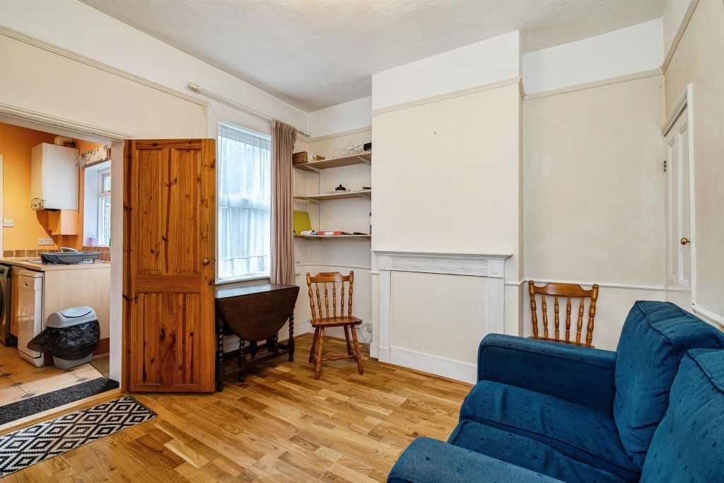 Property photo 3 of 17 Dining Room