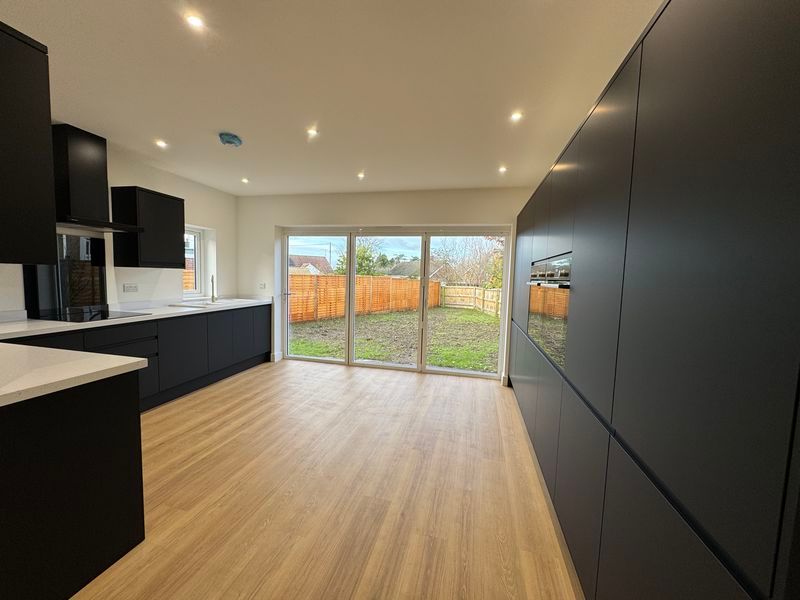 Property photo 2 of 24 Kitchen