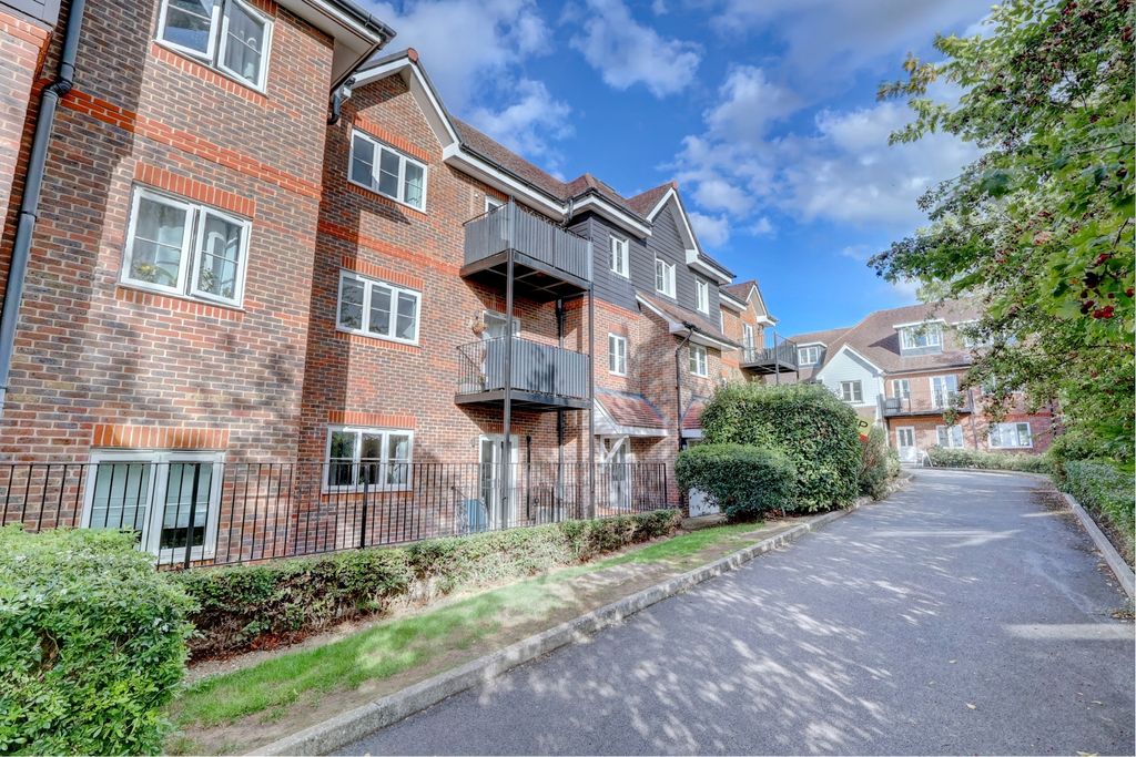 Property photo 1 of 15 Picture No. 02