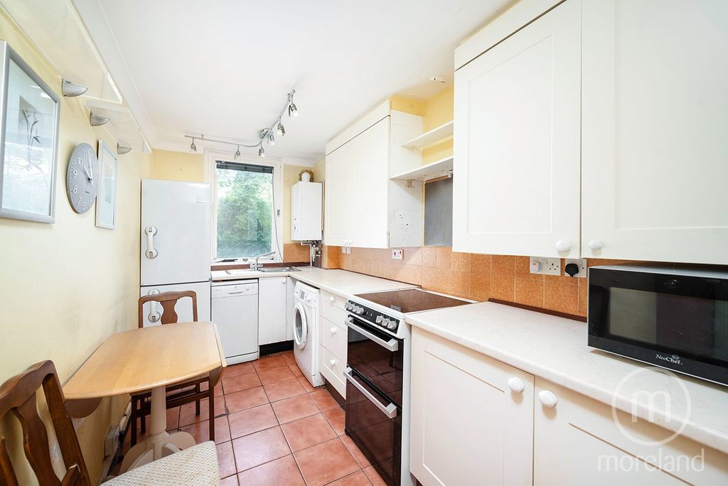 Property photo 3 of 9 5444183