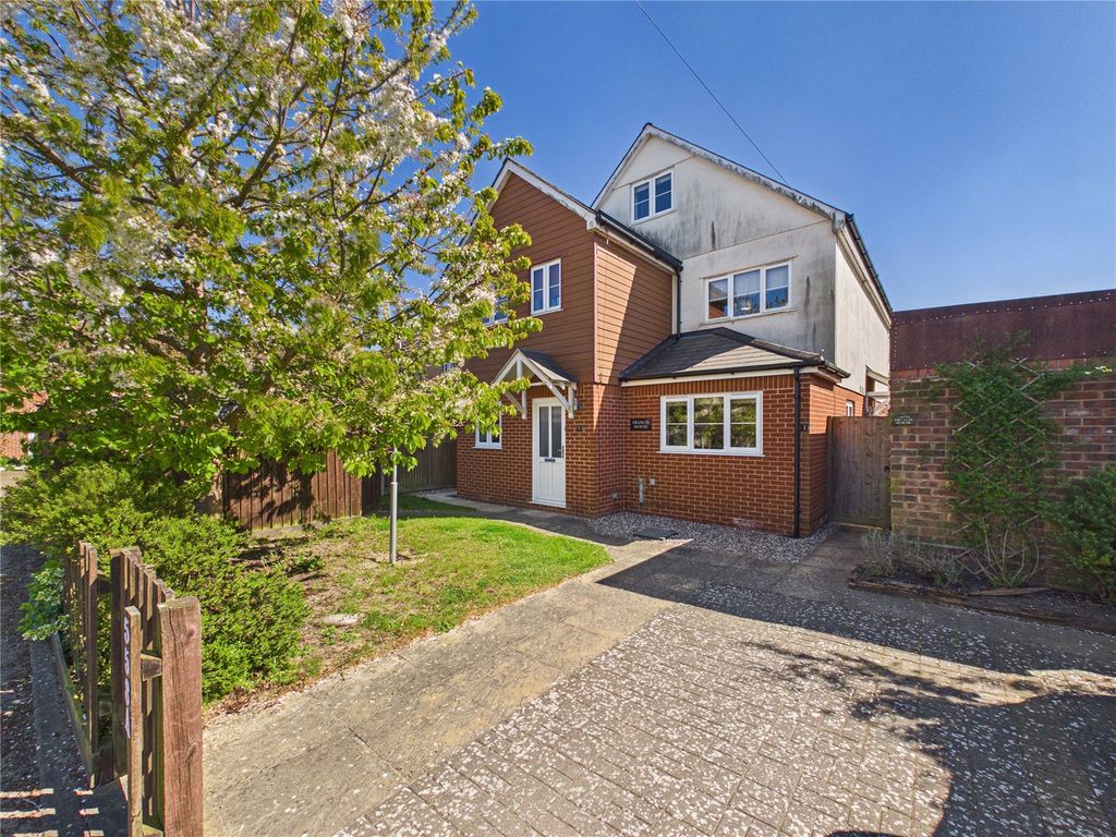 Property photo 1 of 12 Picture No. 13