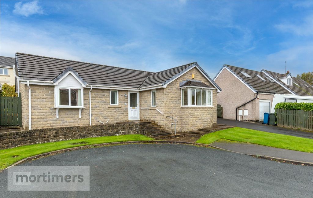 Property photo 1 of 22 External