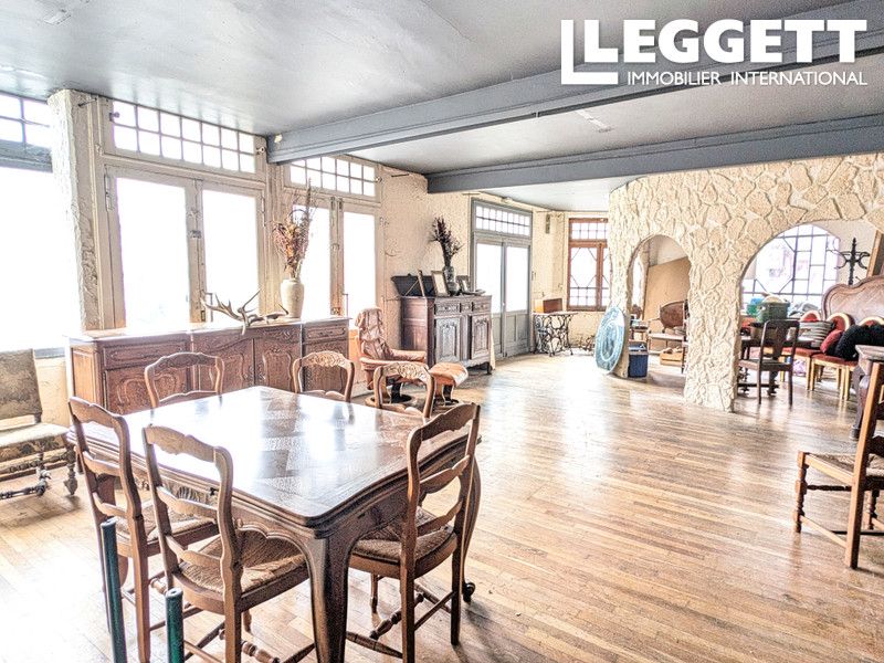 Property photo 3 of 10