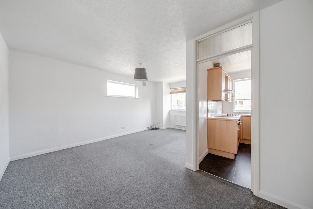 Property photo 2 of 10 1495374-5-6A589B7...