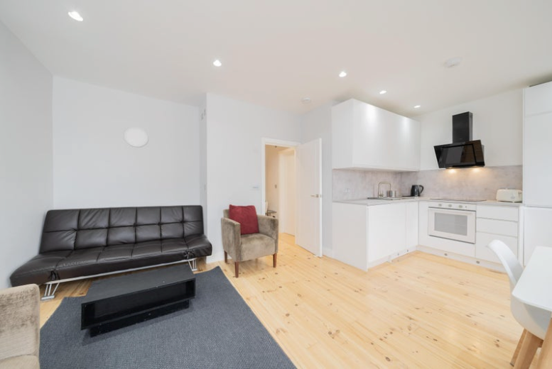 Property photo 3 of 11