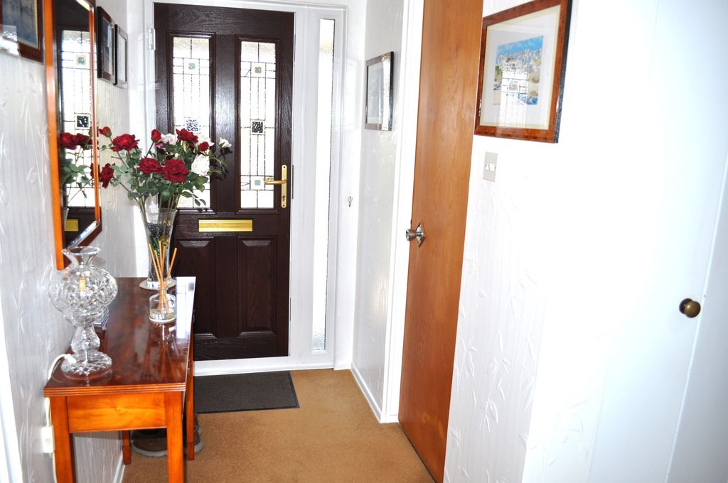 Property photo 2 of 19 Image 2