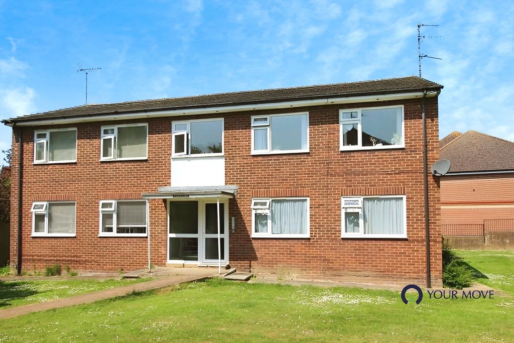 Property photo 1 of 10 Front