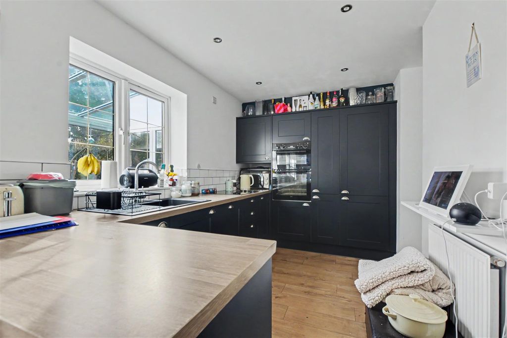 Property photo 3 of 25 Open Plan Kitchen Diner