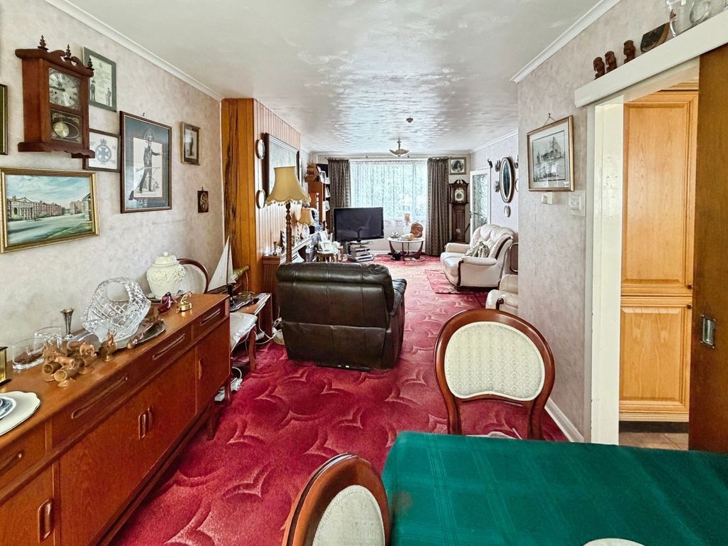 Property photo 2 of 16 Pbox-Img.Jpg