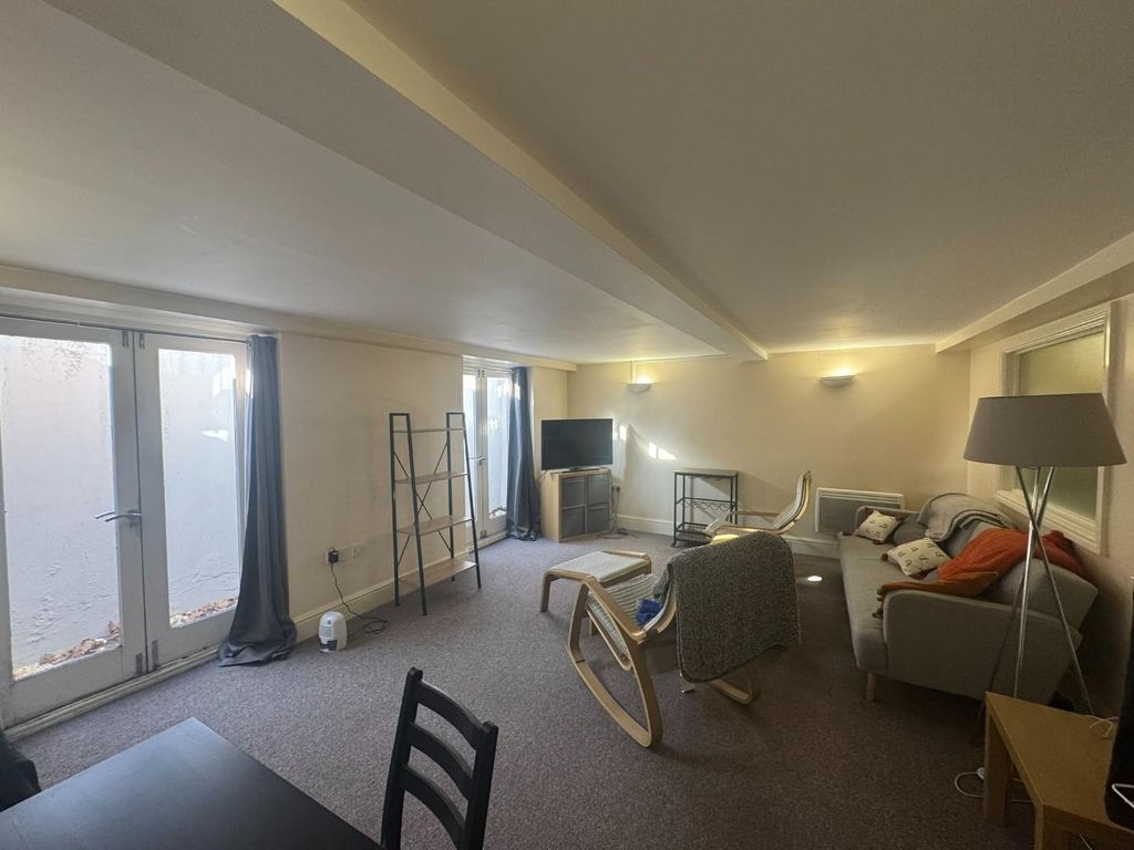 Property photo 2 of 6 Img_2282.Jpeg