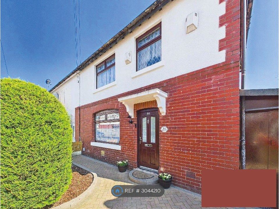 Property photo 3 of 11