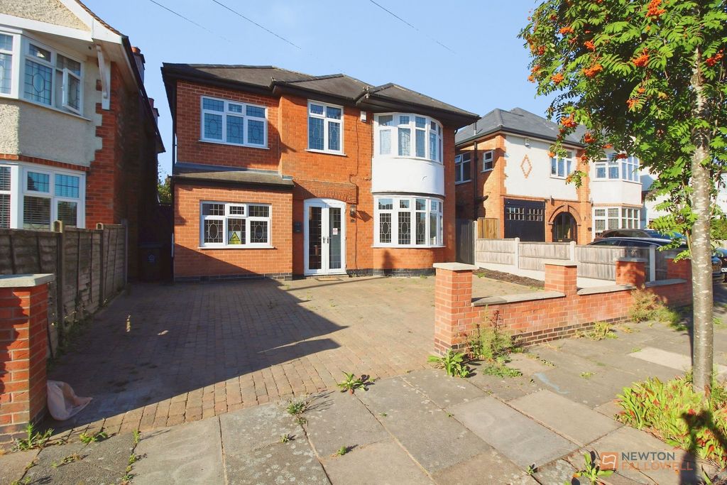 Property photo 1 of 20
