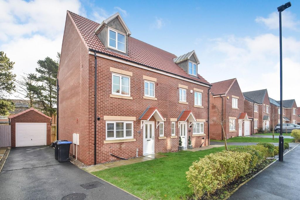 Property photo 1 of 17 76Ribbleheadrd-23.Jpg