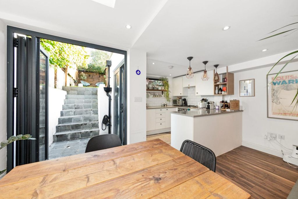 Property photo 3 of 16 Mg_0151-1500x1000.Jpg