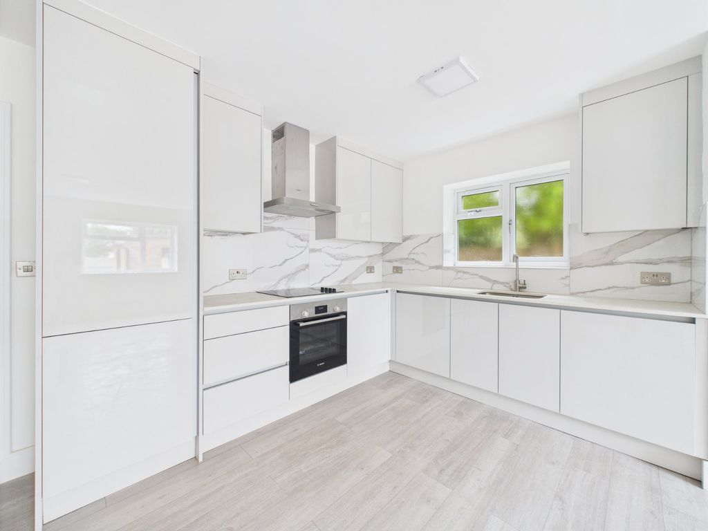 Property photo 2 of 6 Picture No. 02