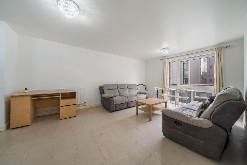 Property photo 3 of 12