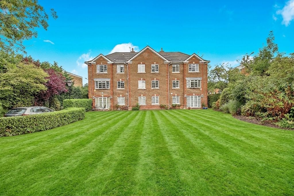 Property photo 2 of 20 53486910