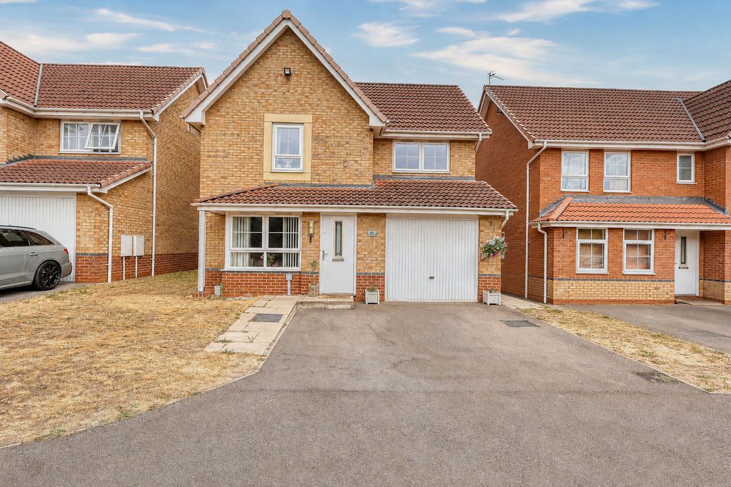 Property photo 1 of 30 Frontal