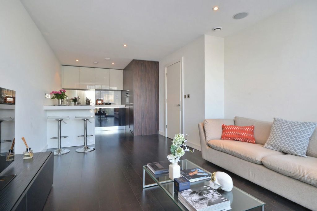 Property photo 2 of 9 Image