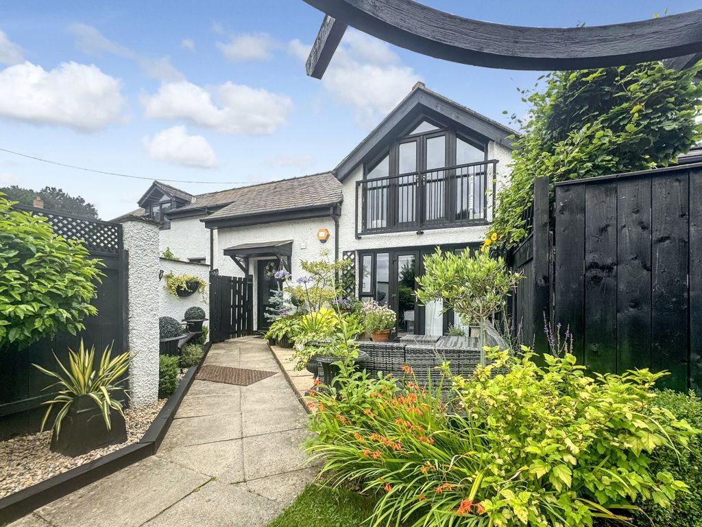 Property photo 1 of 17 Img_6936