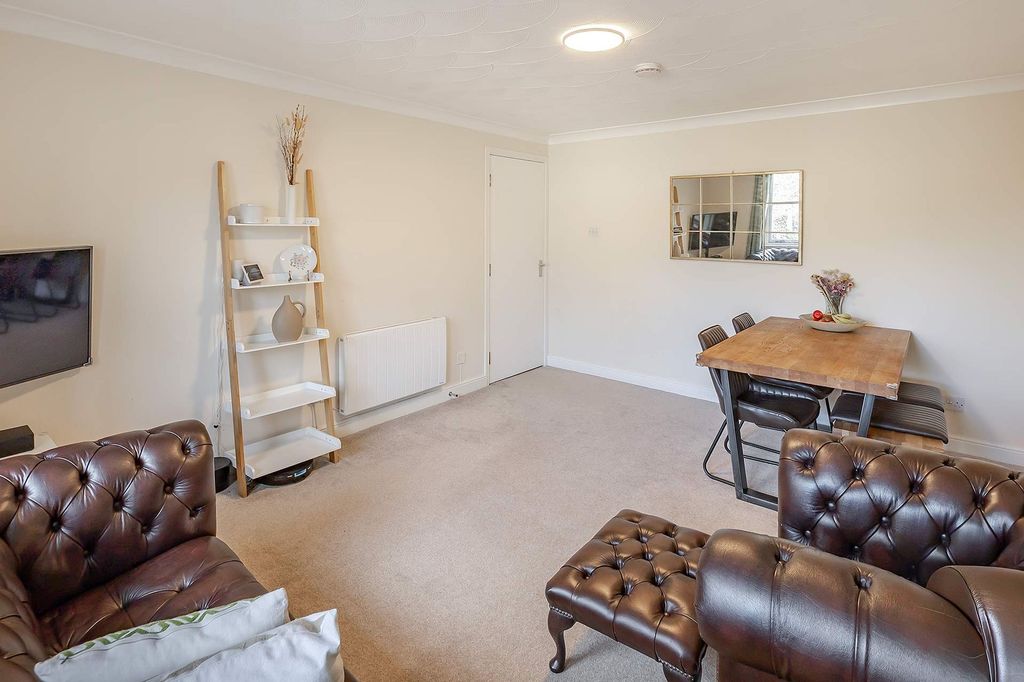 Property photo 3 of 13 Living Room/Diner