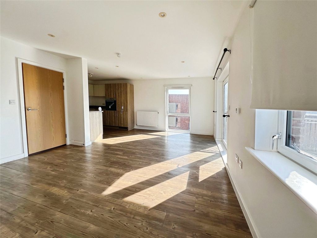 Property photo 3 of 13 Picture No. 08
