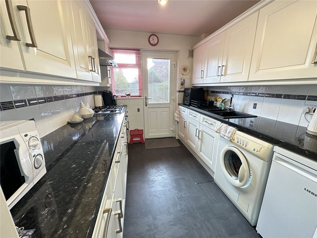 Property photo 3 of 17 Picture No. 13