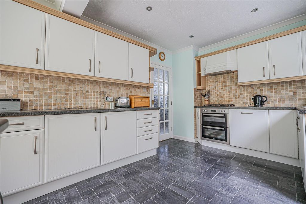 Property photo 3 of 35 980A5353.Jpg