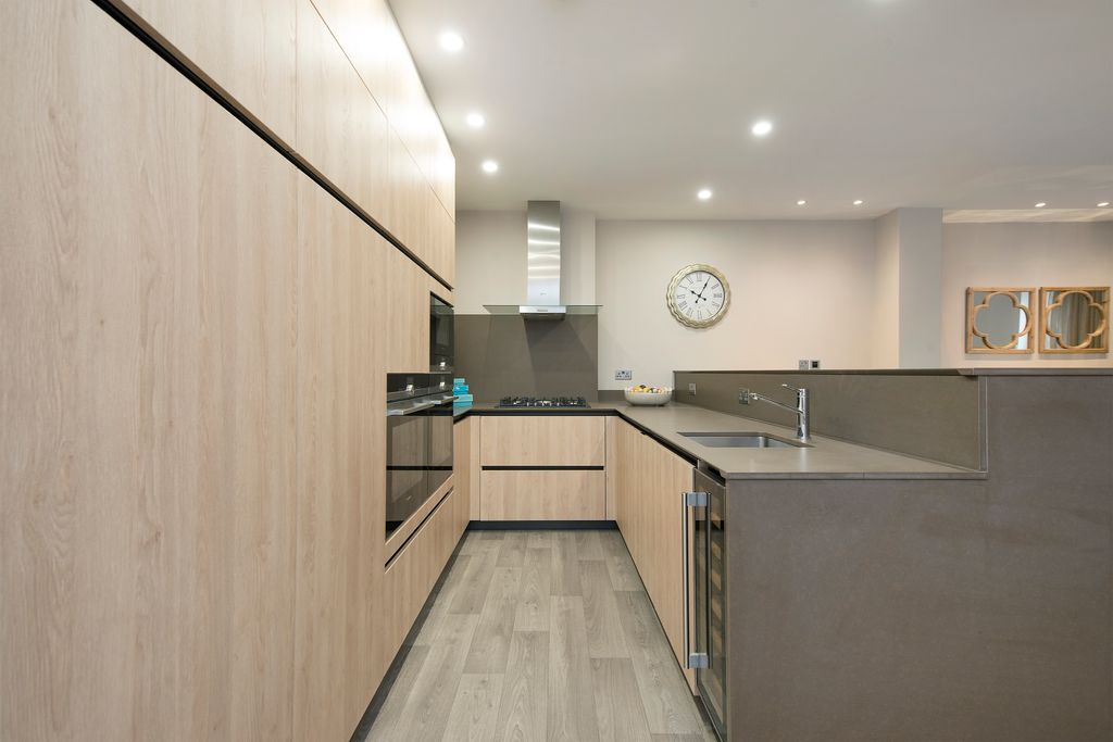 Property photo 2 of 14 Front