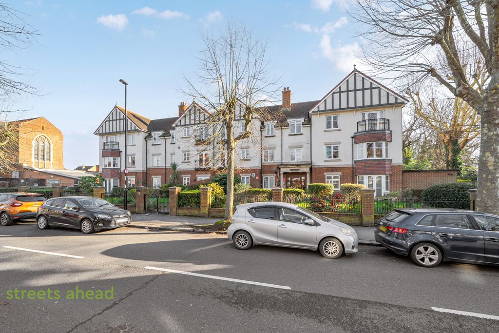 Property photo 2 of 16 8864925d-0c14-44B...