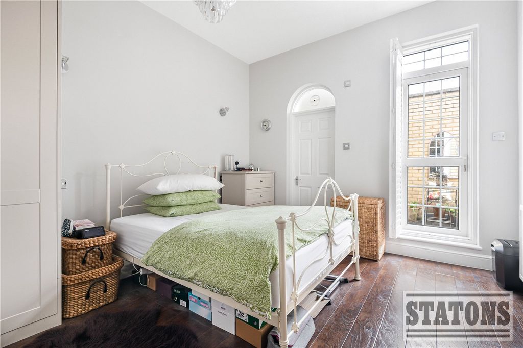 Property photo 3 of 20 Picture No. 29