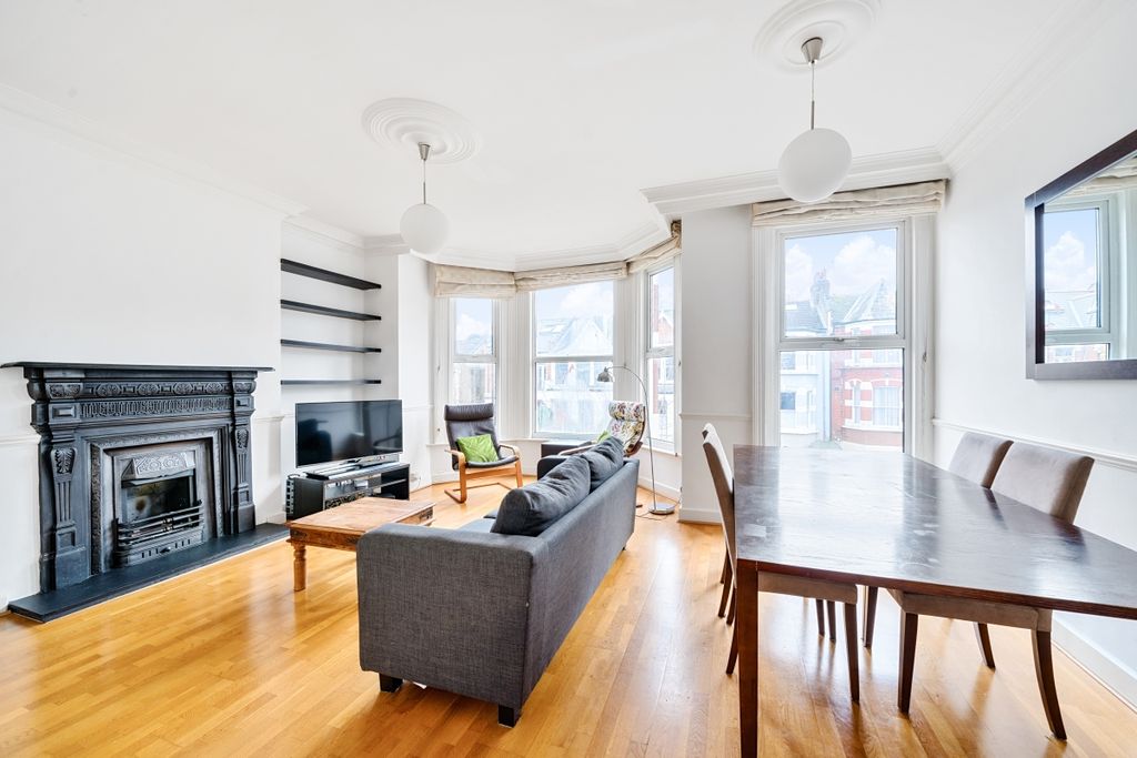 Property photo 1 of 8 Reception Room