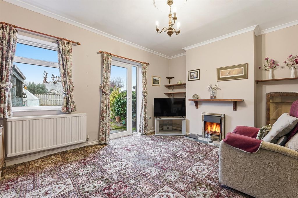 Property photo 2 of 34 P1703553_With_Fire.Jpg