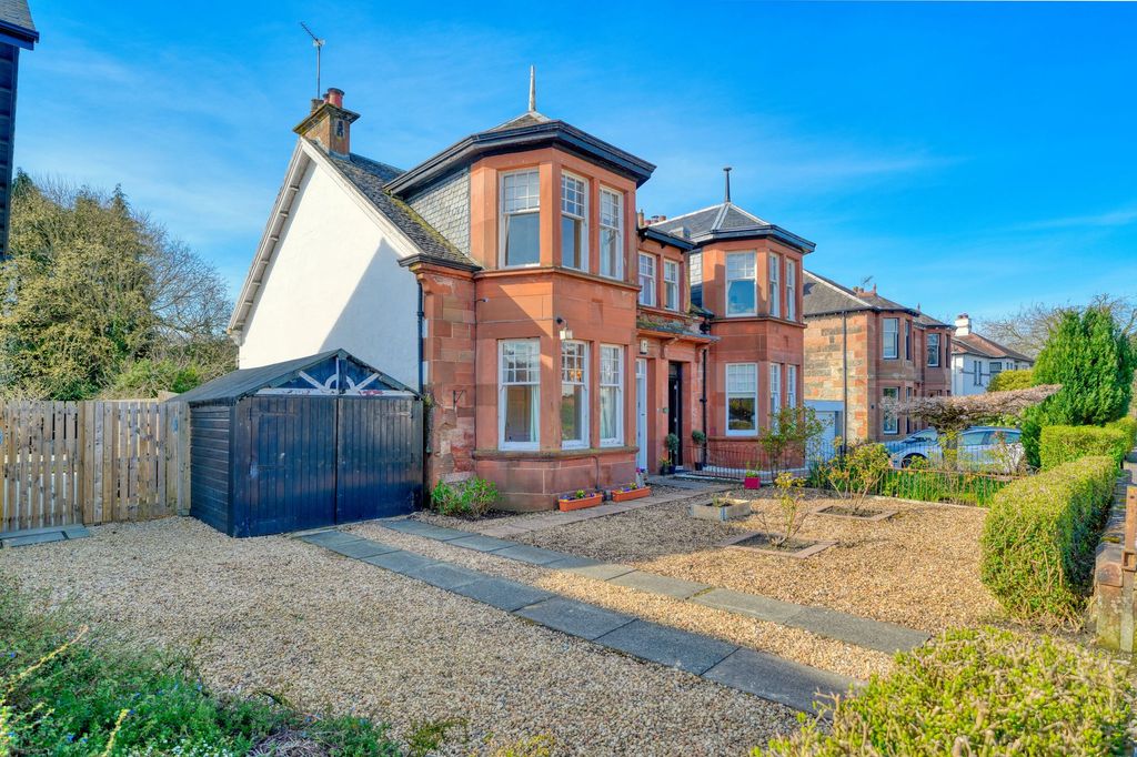 Property photo 1 of 30