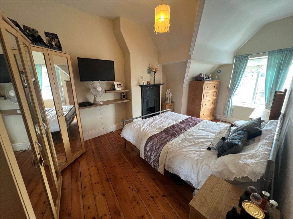 Property photo 3 of 22 Picture No. 03