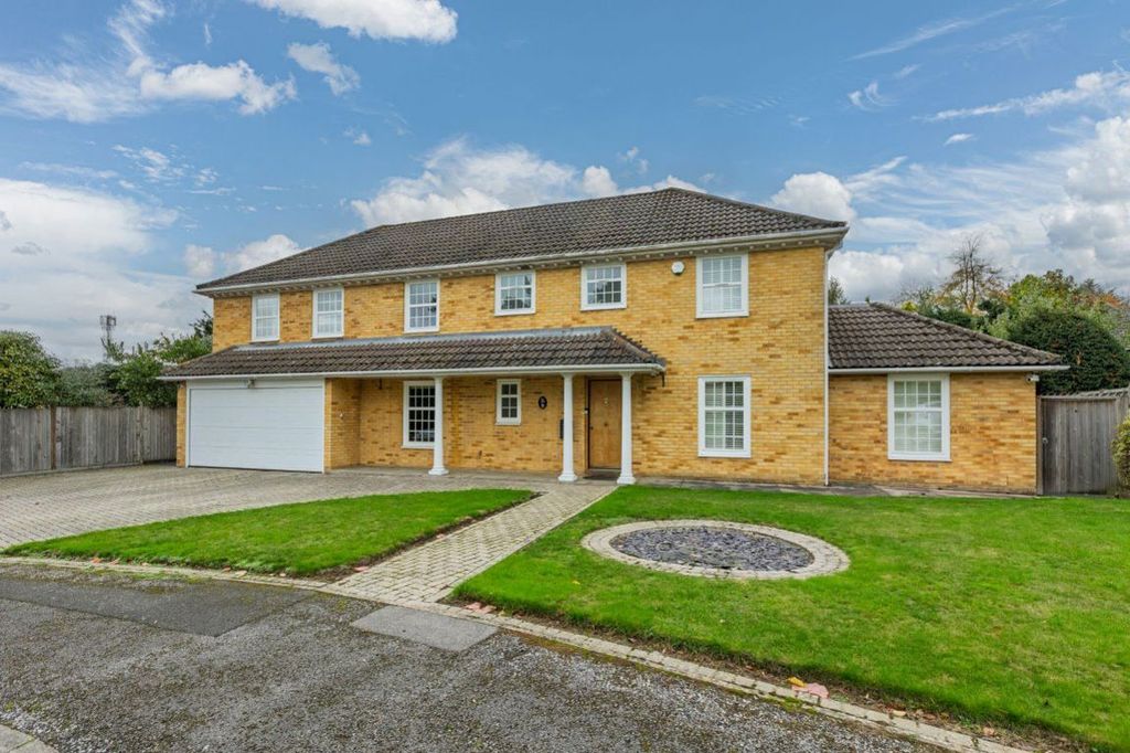 Property photo 1 of 5