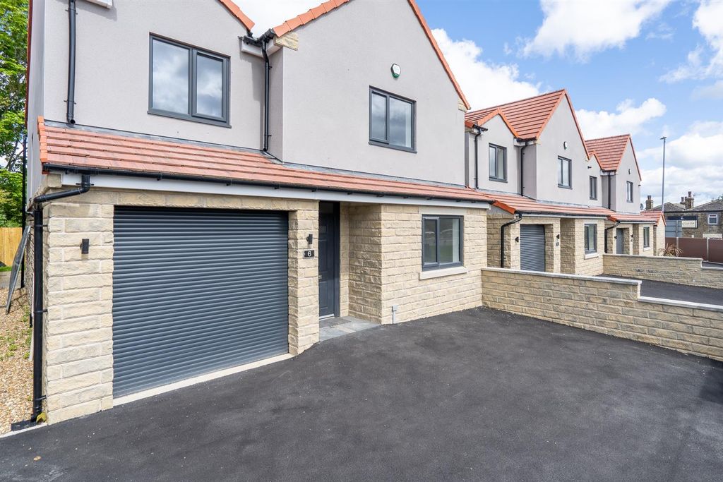 Property photo 1 of 30 J-6Utaxmieeigc8Hcsskog.Jpg
