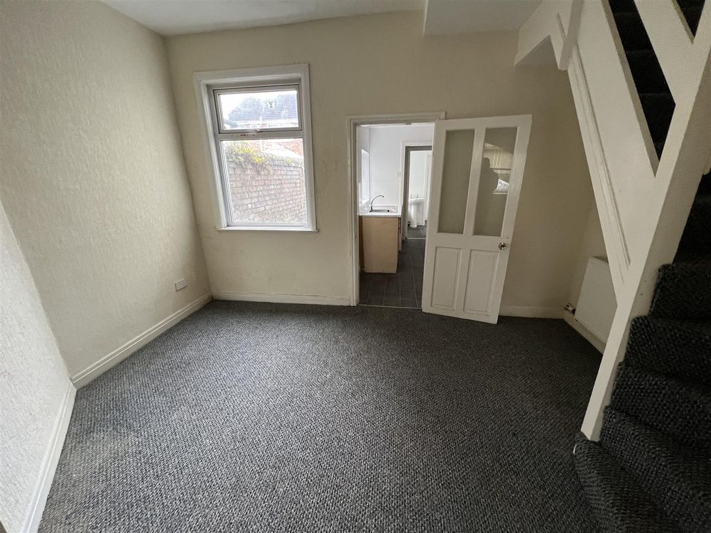 Property photo 3 of 9 Img_8693.Jpg