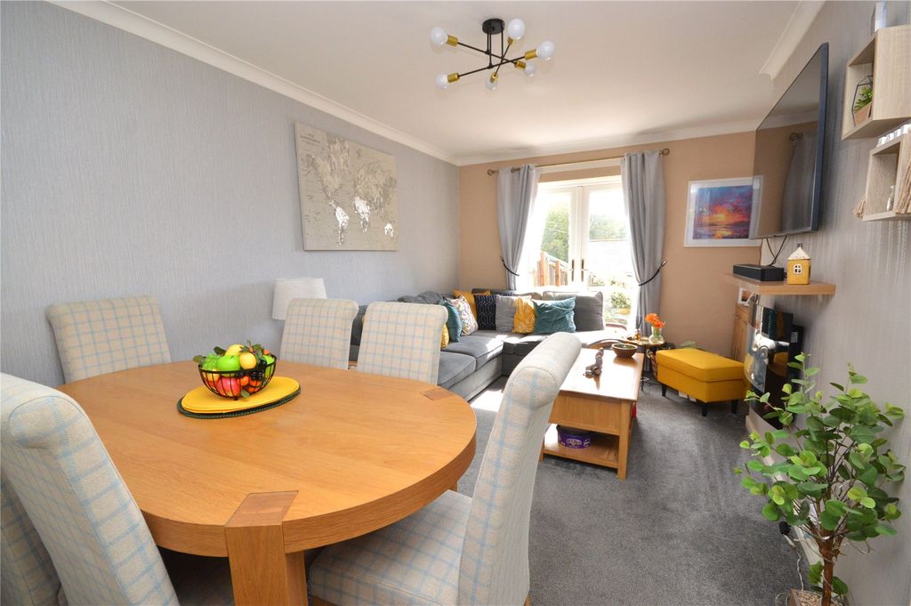 Property photo 2 of 11 Picture No. 04