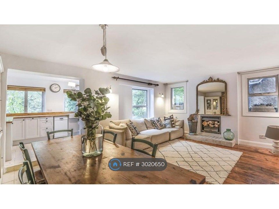 Property photo 1 of 17 Open Plan Living Area 1