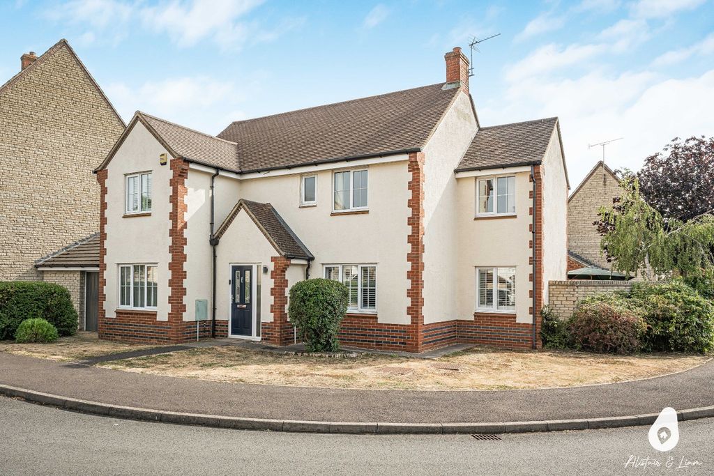 Property photo 1 of 28 5260261