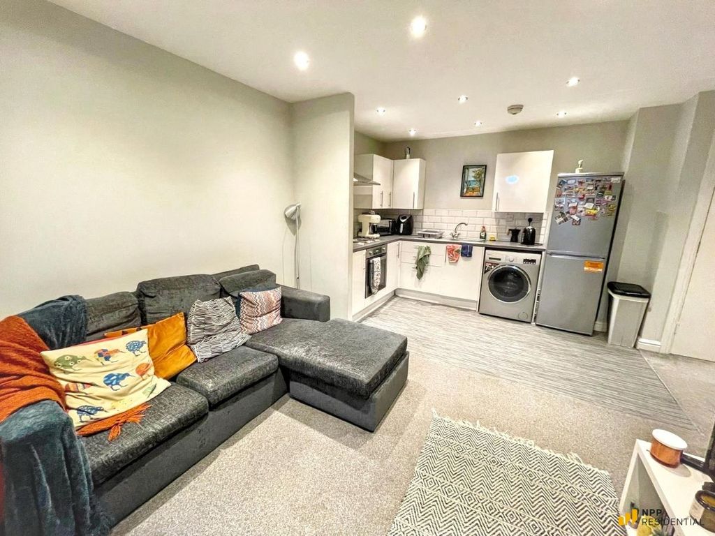 Property photo 2 of 15