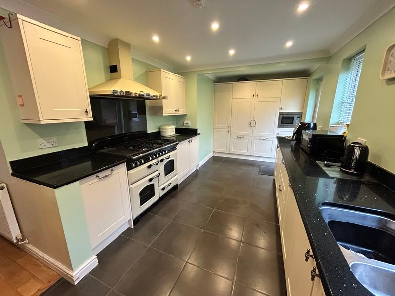 Property photo 3 of 34 Photo 3